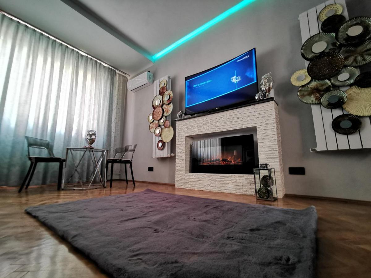 Crystal Central Apartment Brașov Exterior foto